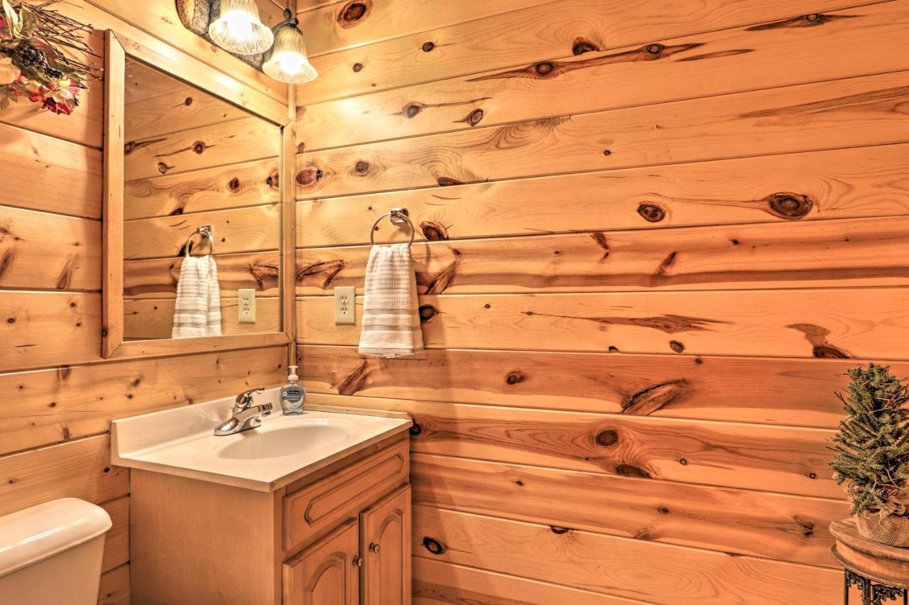 Pigeon Forge Cabin With Games, 1 Mi To Parkway! Exterior foto